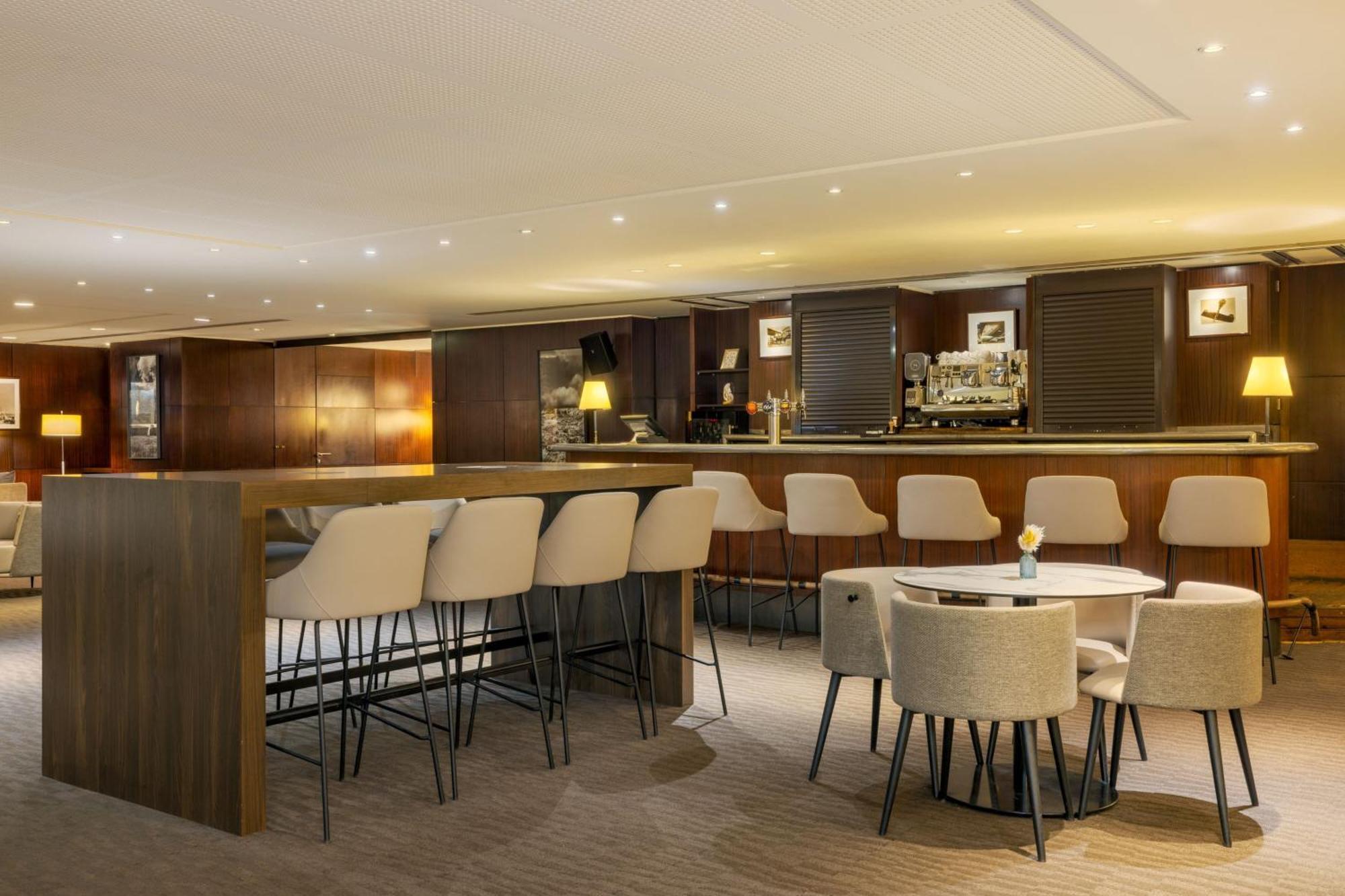 Sheraton Paris Charles De Gaulle Airport Hotel Le Mesnil-Amelot Exterior photo