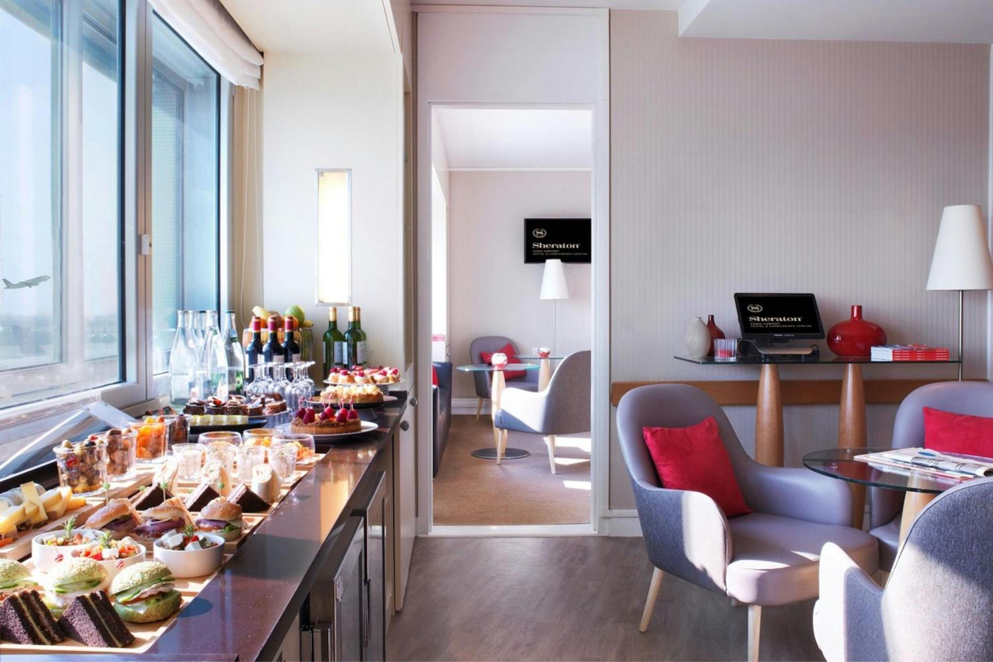 Sheraton Paris Charles De Gaulle Airport Hotel Le Mesnil-Amelot Exterior photo